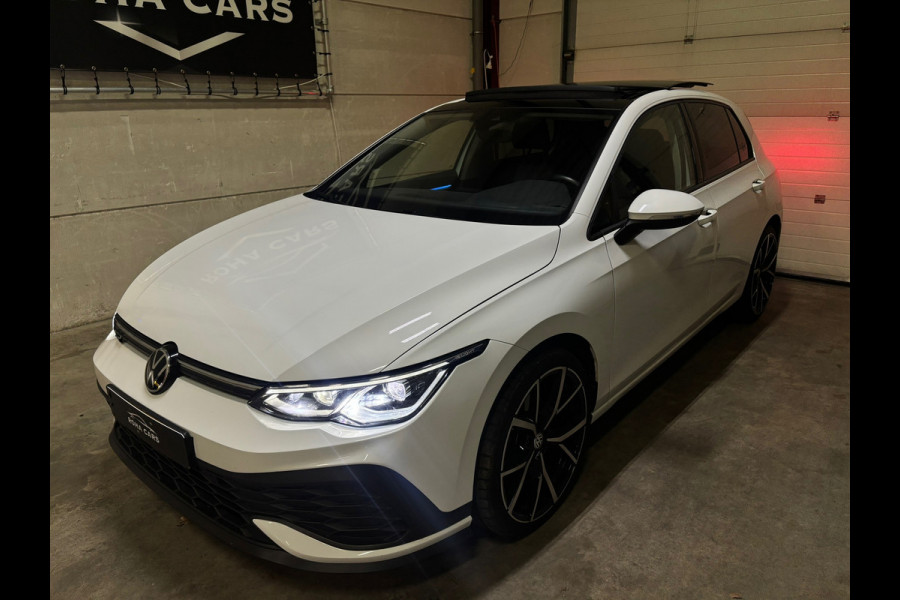 Volkswagen Golf 1.5 eTSI R-Line