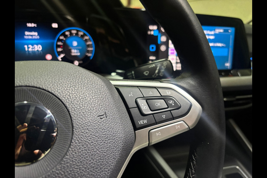 Volkswagen Golf 1.5 eTSI R-Line