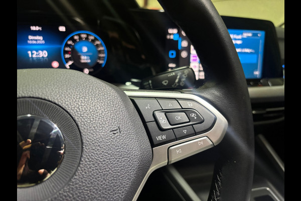 Volkswagen Golf 1.5 eTSI R-Line