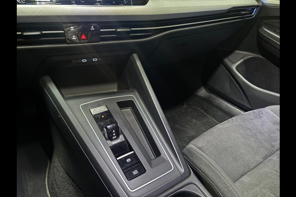 Volkswagen Golf 1.5 eTSI R-Line