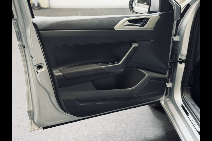 Volkswagen Polo 1.0 TSI DSG Move | CarPlay | Camera | Trekhaak