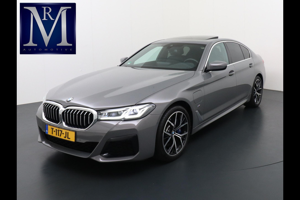 BMW 5 Serie 530e High Executive M SPORT MEMORY SEAT | HARMAN&KARDON AUDIO | CAMERA | DODE HOEK | STUURWIELVERWARMING | SCHUIFDAK RIJKLAARPRIJS incl. 12mnd BOVAG BMW 5 Serie 530e High Executive M SPORT MEMORY SEAT | HARMAN&KARDON AUDIO | CAMERA | DODE HOEK | STUURWIELVERWARMING | SCHUIFDAK RIJKLAARPRIJS incl. 12mnd BOVAG