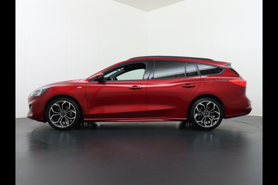 Ford FOCUS Wagon 1.0T 126PK ST Line 18" Navi Apple Carplay Android Auto EccTrekhaak Design Pack 2 Stuur+Stoel+Voorruit Verwarming Cruise Control  EcoBoost Winter Pack Keyless Led Comfort Pack Lmv  Privacy Glas Licht-Regensensor Wifi Bluetooth Rijstrooksensor 1e Eigenaar 1.383KG