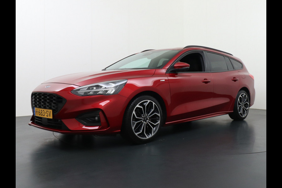 Ford FOCUS Wagon 1.0T 126PK ST Line 18" Navi Apple Carplay Android Auto EccTrekhaak Design Pack 2 Stuur+Stoel+Voorruit Verwarming Cruise Control  EcoBoost Winter Pack Keyless Led Comfort Pack Lmv  Privacy Glas Licht-Regensensor Wifi Bluetooth Rijstrooksensor 1e Eigenaar 1.383KG