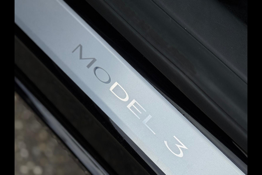 Tesla Model 3 Standard RWD Plus 60 kWh, panoramadak, leder, achteruitrijcamera, Nederlandse auto met nationale auto pas