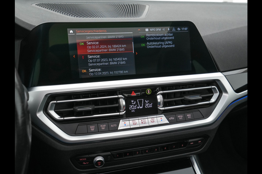 BMW 3-serie 320i Executive Edition Sport-Line Aut. *PANO | LEATHER-MICROFIBRE | FULL-LED | DIGI-COCKPIT | SPORT-SEATS | HIFI-SOUND | NAVI-FULLMAP | AMBIENT-LIGHT | ECC | CARPLAY | DAB | PDC | CRUISE | 17''ALU*