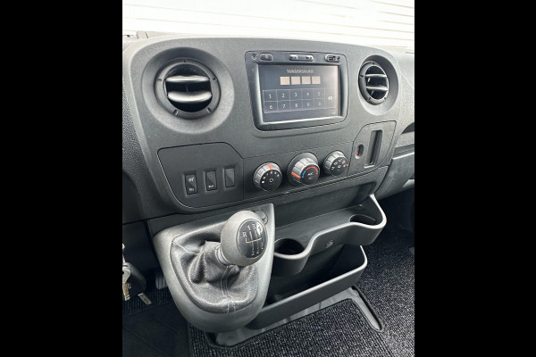 Renault Master T33 2.3 dCi L2H2 Trekhaak Navi TOP STAAT!