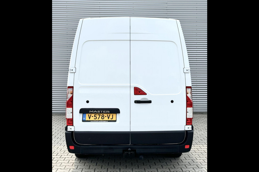 Renault Master T33 2.3 dCi L2H2 Trekhaak Navi TOP STAAT!