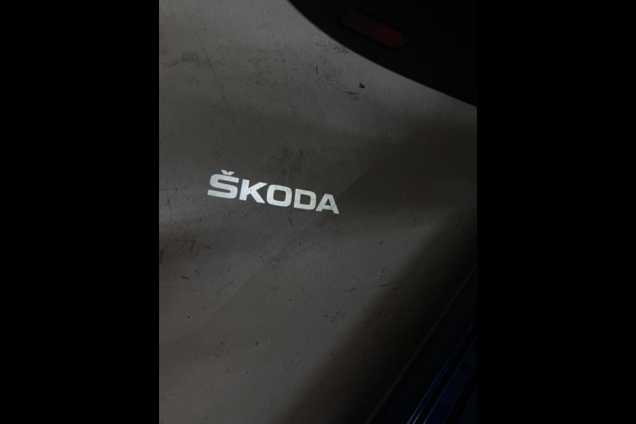 Škoda Octavia Combi 1.0 TSI Business Edition Plus |Trekhaak | Virtual Cockpit | LED Sfeerverlichting | Dodehoek | Keyless | DAB+