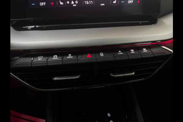Škoda Octavia Combi 1.0 TSI Business Edition Plus |Trekhaak | Virtual Cockpit | LED Sfeerverlichting | Dodehoek | Keyless | DAB+