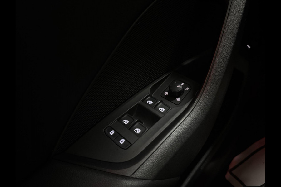 Škoda Octavia Combi 1.0 TSI Business Edition Plus |Trekhaak | Virtual Cockpit | LED Sfeerverlichting | Dodehoek | Keyless | DAB+