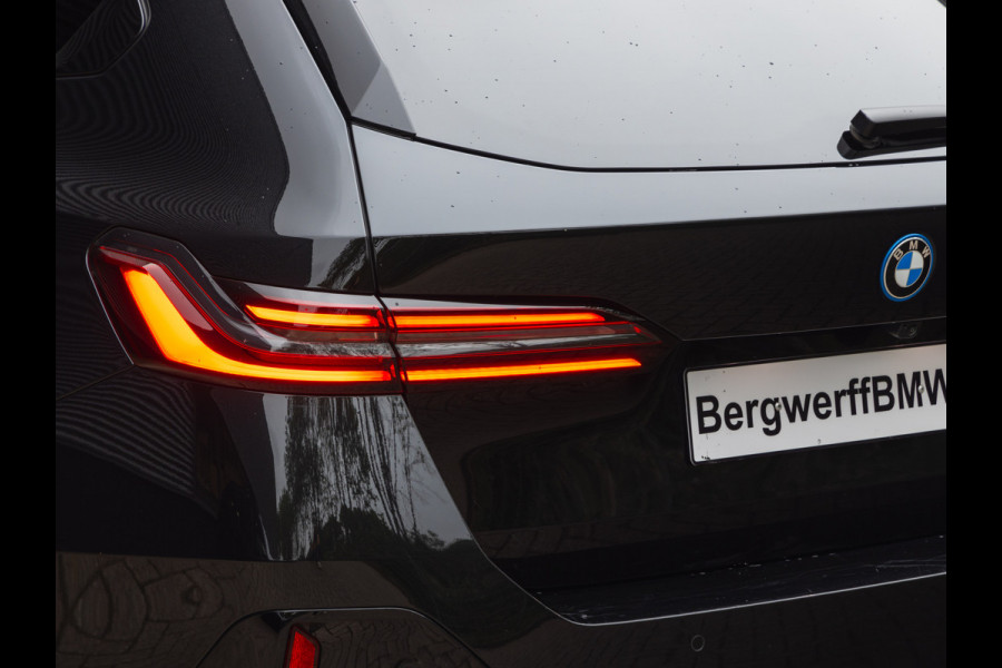 BMW 5 Serie Touring 530e M-Sport Pro - Stoelventilatie - Trekhaak - Driving Ass Prof - Harman Kardon