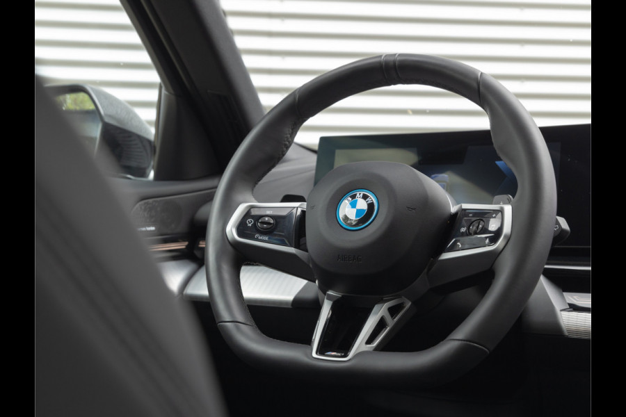 BMW 5 Serie Touring 530e M-Sport Pro - Stoelventilatie - Trekhaak - Driving Ass Prof - Harman Kardon