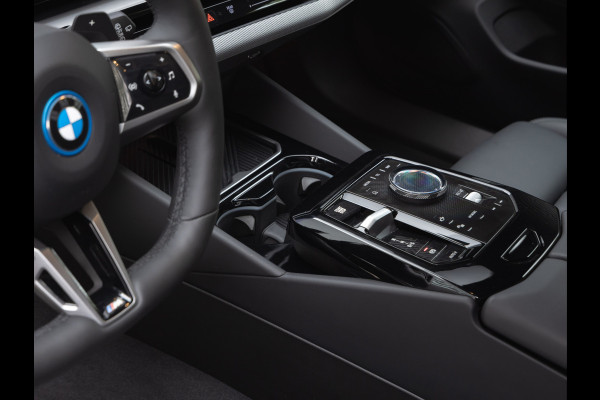 BMW 5 Serie Touring 530e M-Sport Pro - Stoelventilatie - Trekhaak - Driving Ass Prof - Harman Kardon