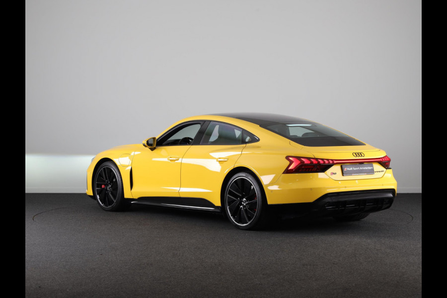 Audi e-tron GT RS 93 kWh 600pk | Matrix Laser Led | Optiekpakket Carbon | Stoelventilage/massage | Vierwielbesturing