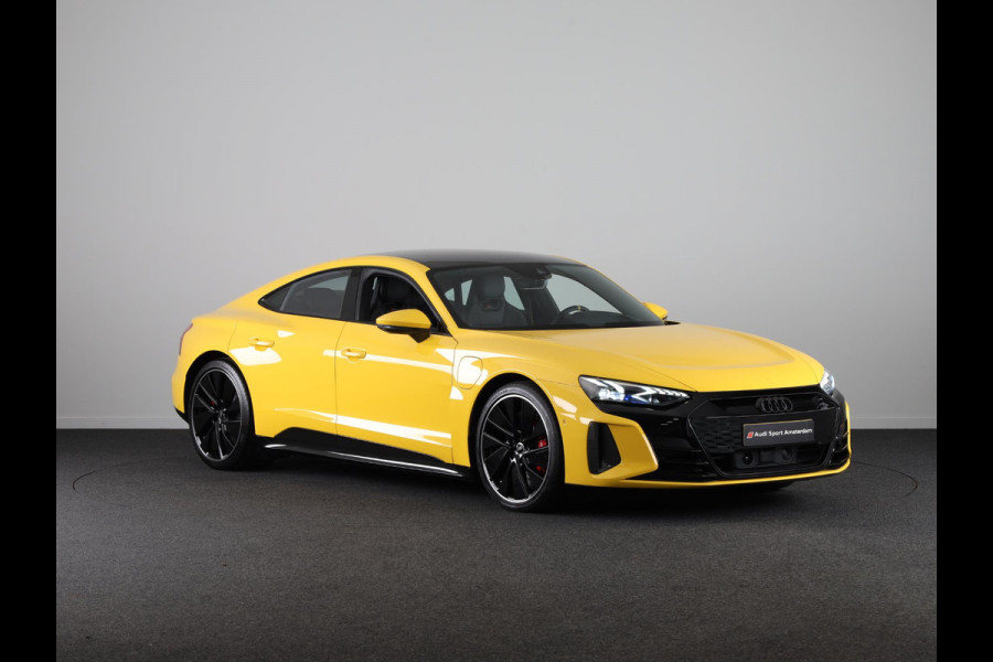 Audi e-tron GT RS 93 kWh 600pk | Matrix Laser Led | Optiekpakket Carbon | Stoelventilage/massage | Vierwielbesturing