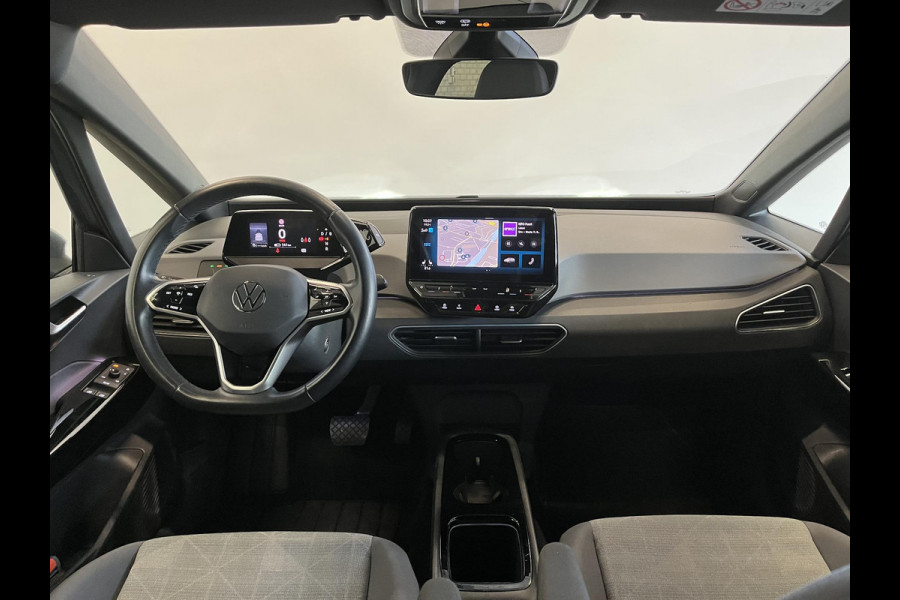 Volkswagen ID.3 Life 58 kWh Climate control Navigatie Cruise control adaptive Parkeersensoren voor + achter LED Voorstoelen verwarmd Apple Carplay/ Android Auto