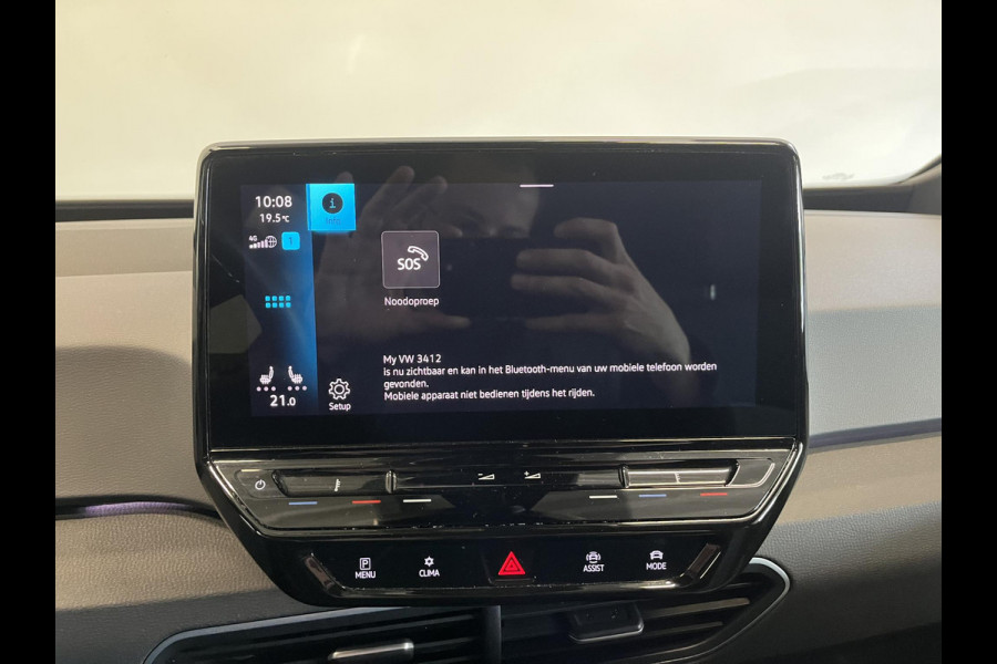 Volkswagen ID.3 Life 58 kWh Climate control Navigatie Cruise control adaptive Parkeersensoren voor + achter LED Voorstoelen verwarmd Apple Carplay/ Android Auto