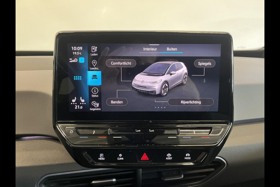 Volkswagen ID.3 Life 58 kWh Climate control Navigatie Cruise control adaptive Parkeersensoren voor + achter LED Voorstoelen verwarmd Apple Carplay/ Android Auto