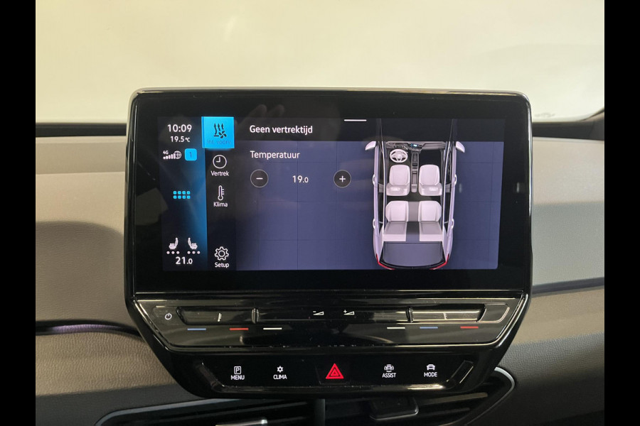 Volkswagen ID.3 Life 58 kWh Climate control Navigatie Cruise control adaptive Parkeersensoren voor + achter LED Voorstoelen verwarmd Apple Carplay/ Android Auto