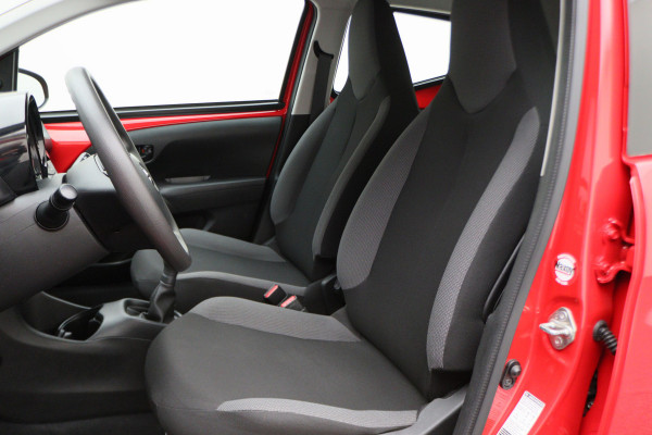 Toyota Aygo 1.0 VVT-i x-fun 5-Deurs, LED, Airco, Bluetooth, Elektr. Pakket
