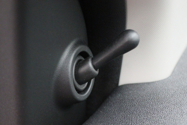 Toyota Aygo 1.0 VVT-i x-fun 5-Deurs, LED, Airco, Bluetooth, Elektr. Pakket