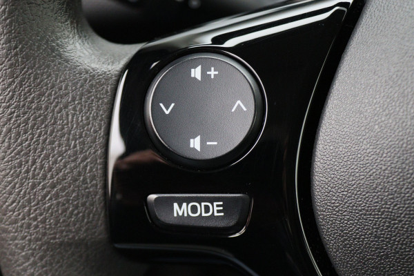 Toyota Aygo 1.0 VVT-i x-fun 5-Deurs, LED, Airco, Bluetooth, Elektr. Pakket