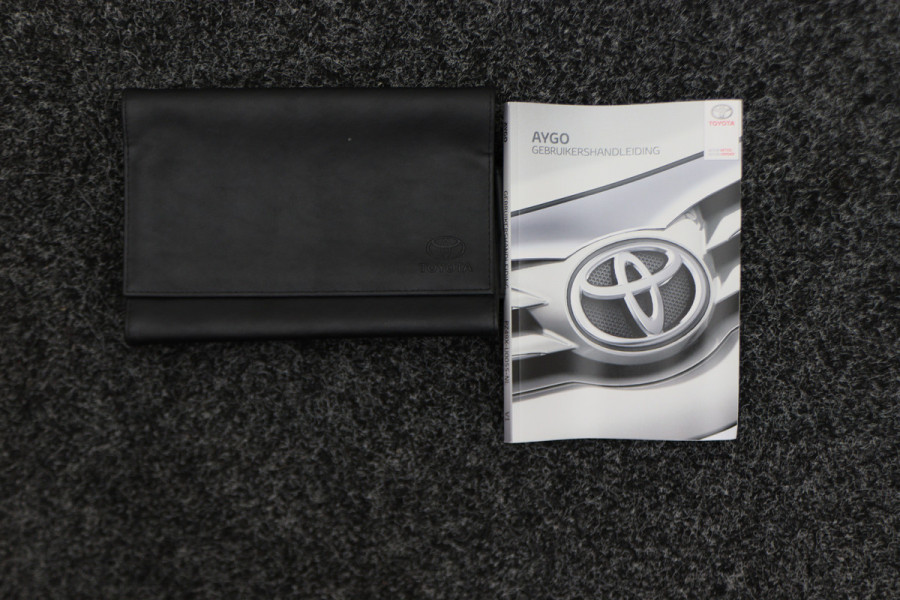 Toyota Aygo 1.0 VVT-i x-fun 5-Deurs, LED, Airco, Bluetooth, Elektr. Pakket