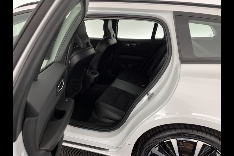 Volvo V60 2.0 D4 Momentum Maxton-Design *FULL-LED | LEATHER-MICROFIBRE | DIGI-COCKPIT | NAVI-FULLMAP | HEATED-COMFORTSEATS | ECC | PDC | CRUISE | LANE-ASSIST | CARPLAY | 20''ALU *