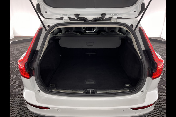 Volvo V60 2.0 D4 Momentum Maxton-Design *FULL-LED | LEATHER-MICROFIBRE | DIGI-COCKPIT | NAVI-FULLMAP | HEATED-COMFORTSEATS | ECC | PDC | CRUISE | LANE-ASSIST | CARPLAY | 20''ALU *