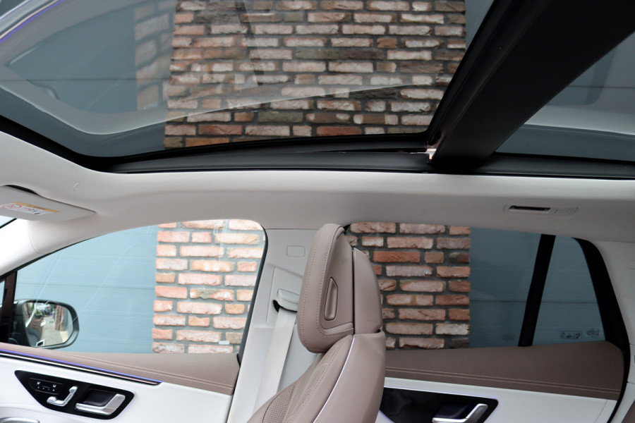 Mercedes-Benz EQE SUV 350+ AMG Line 96 kWh | Achterasbesturing | Distronic+ | Stoelventilatie | HUD | Nappa Leder | Memory | Digital Light | Panoramadak | Burmester | Surround Camera |