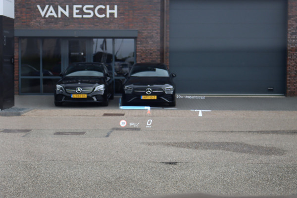 Mercedes-Benz EQE SUV 350+ AMG Line 96 kWh | Achterasbesturing | Distronic+ | Stoelventilatie | HUD | Nappa Leder | Memory | Digital Light | Panoramadak | Burmester | Surround Camera |