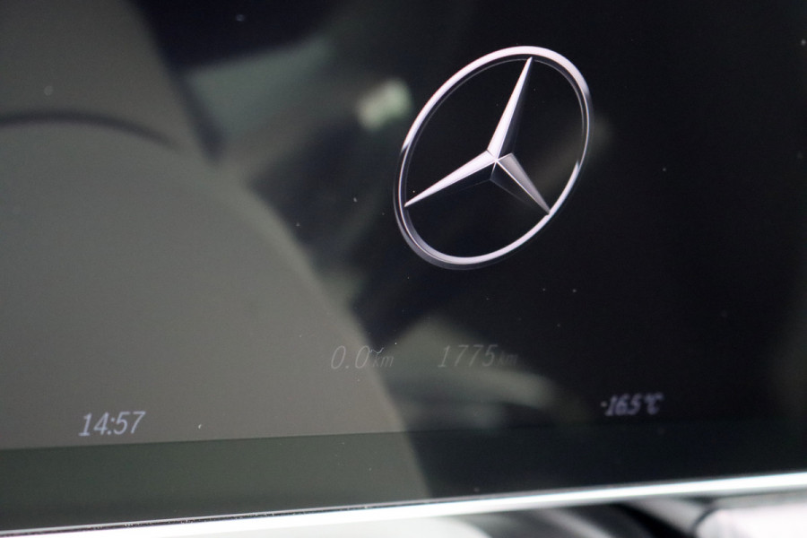 Mercedes-Benz EQE SUV 350+ AMG Line 96 kWh | Achterasbesturing | Distronic+ | Stoelventilatie | HUD | Nappa Leder | Memory | Digital Light | Panoramadak | Burmester | Surround Camera |