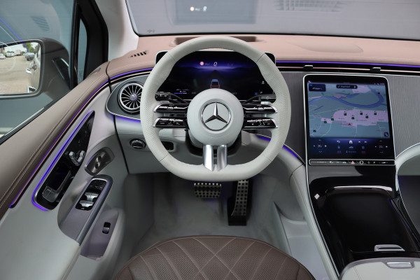 Mercedes-Benz EQE SUV 350+ AMG Line 96 kWh | Achterasbesturing | Distronic+ | Stoelventilatie | HUD | Nappa Leder | Memory | Digital Light | Panoramadak | Burmester | Surround Camera |