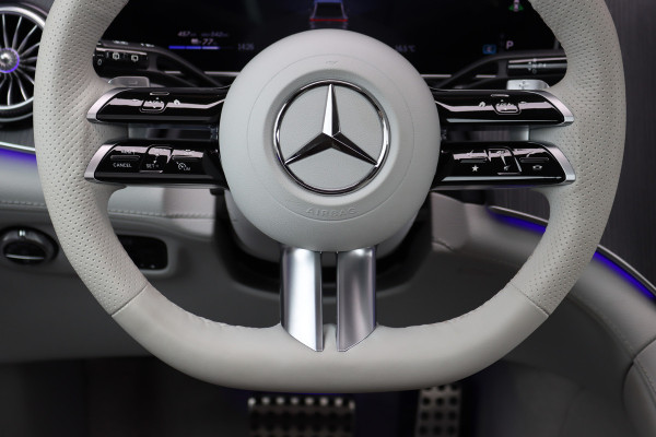 Mercedes-Benz EQE SUV 350+ AMG Line 96 kWh | Achterasbesturing | Distronic+ | Stoelventilatie | HUD | Nappa Leder | Memory | Digital Light | Panoramadak | Burmester | Surround Camera |