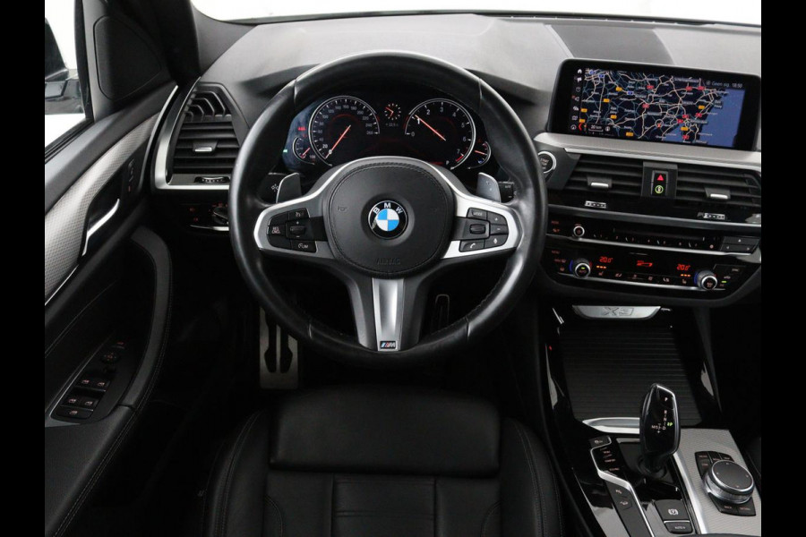 BMW X3 xDrive20i High Executive | M Sport | Leder | Stoelverwarming | Camera | Live Cockpit | Full LED | Sportstoelen | Navigatie | DAB