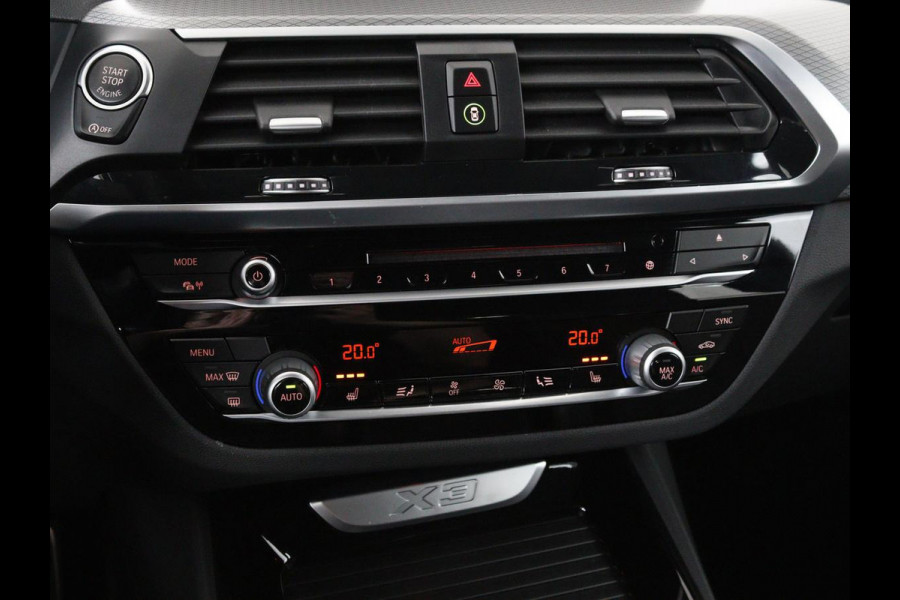 BMW X3 xDrive20i High Executive | M Sport | Leder | Stoelverwarming | Camera | Live Cockpit | Full LED | Sportstoelen | Navigatie | DAB