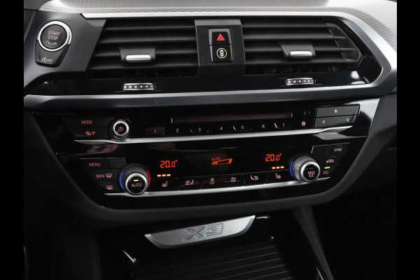 BMW X3 xDrive20i High Executive | M Sport | Leder | Stoelverwarming | Camera | Live Cockpit | Full LED | Sportstoelen | Navigatie | DAB