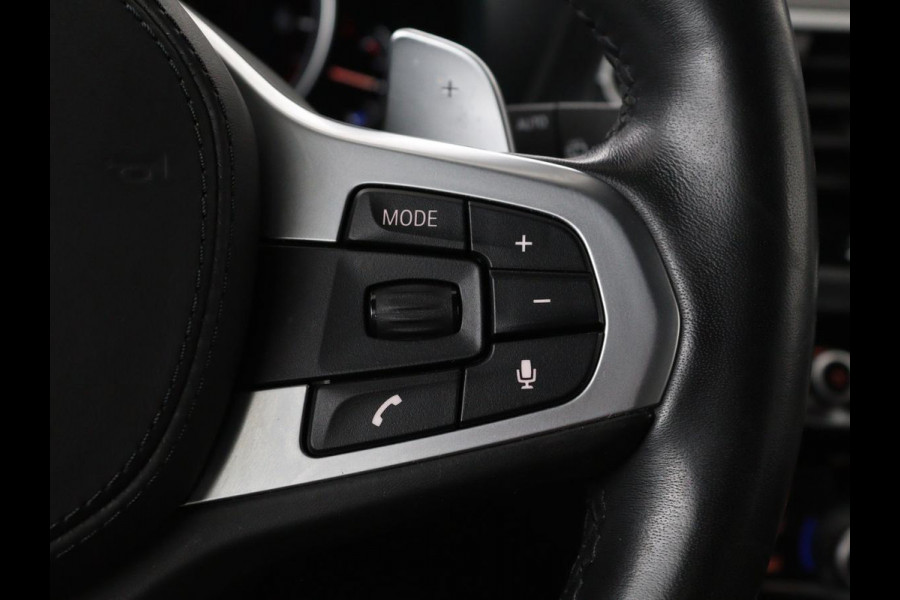 BMW X3 xDrive20i High Executive | M Sport | Leder | Stoelverwarming | Camera | Live Cockpit | Full LED | Sportstoelen | Navigatie | DAB