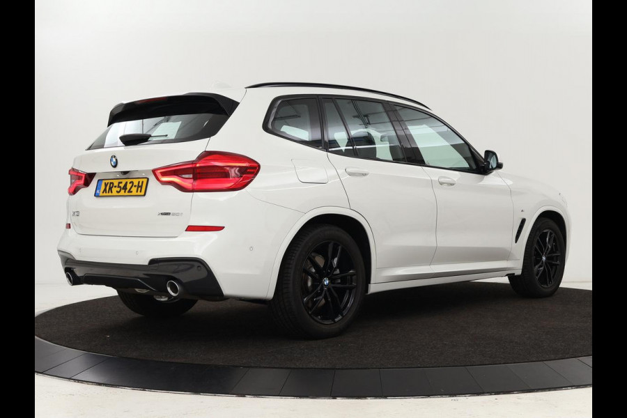 BMW X3 xDrive20i High Executive | M Sport | Leder | Stoelverwarming | Camera | Live Cockpit | Full LED | Sportstoelen | Navigatie | DAB