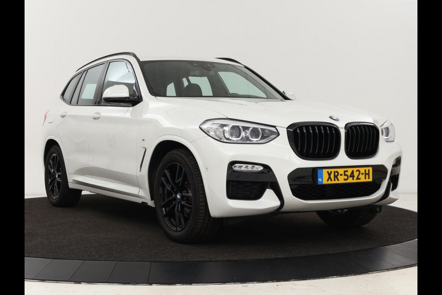 BMW X3 xDrive20i High Executive | M Sport | Leder | Stoelverwarming | Camera | Live Cockpit | Full LED | Sportstoelen | Navigatie | DAB