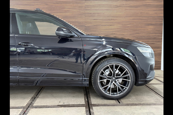 Audi Q8 55 TFSI quattro Pro Line Plus PANO/ MATRIX LED/ 22INCH/ BANG&OLUFSEN