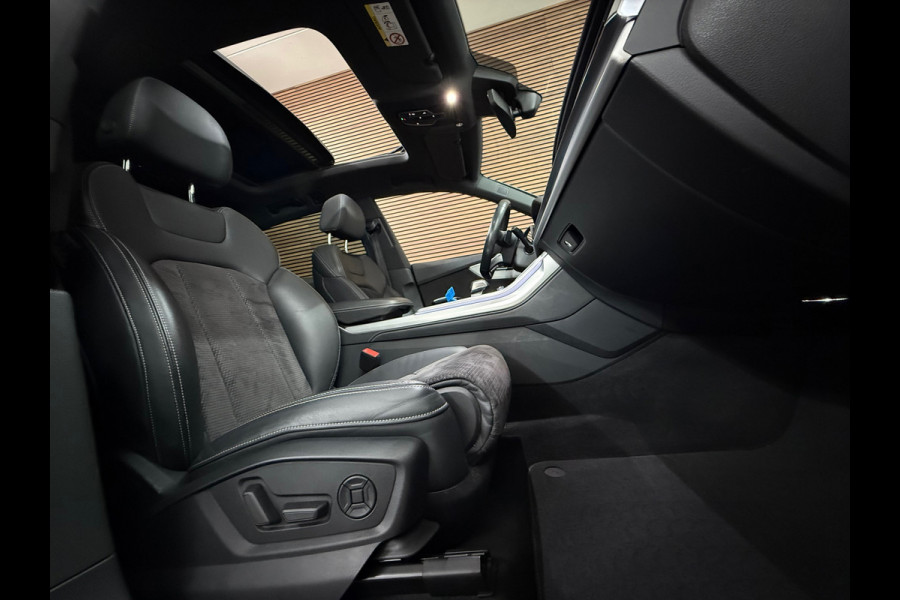Audi Q8 55 TFSI quattro Pro Line Plus PANO/ MATRIX LED/ 22INCH/ BANG&OLUFSEN