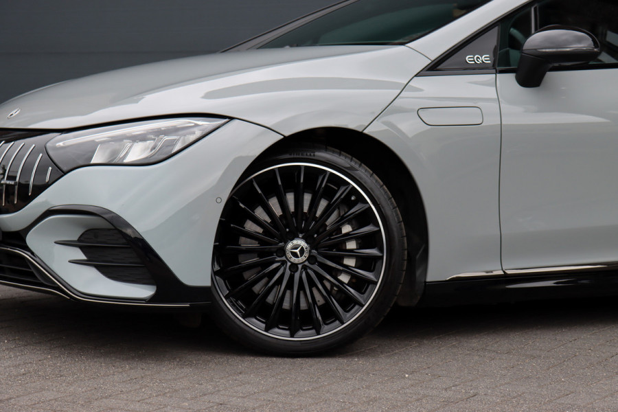 Mercedes-Benz EQE 350 AMG Line 89 kWh | Airmatic | Distronic Pro | Memory | Panoramadak | Burmester | Verwarmd Stuurwiel | Keyless Go | Camera | Warmtepomp | Leder |