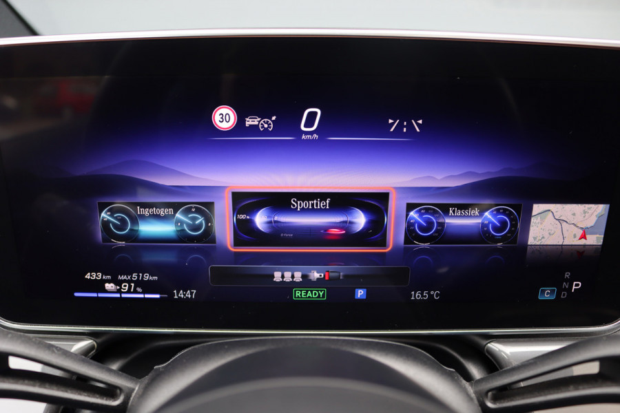 Mercedes-Benz EQE 350 AMG Line 89 kWh | Airmatic | Distronic Pro | Memory | Panoramadak | Burmester | Verwarmd Stuurwiel | Keyless Go | Camera | Warmtepomp | Leder |