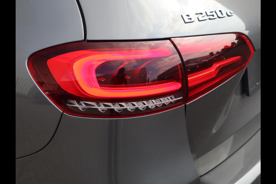 Mercedes-Benz B-Klasse 250 e Business Solution AMG | Panorama | Sfeerverlichting |