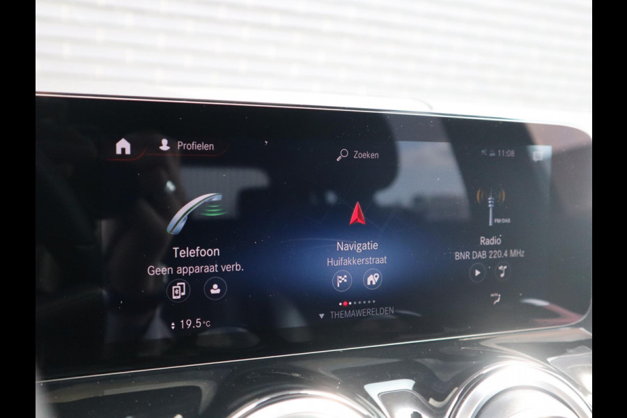 Mercedes-Benz B-Klasse 250 e Business Solution AMG | Panorama | Sfeerverlichting |