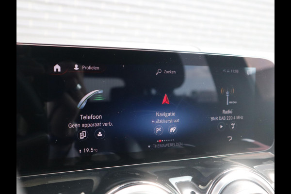 Mercedes-Benz B-Klasse 250 e Business Solution AMG | Panorama | Sfeerverlichting |