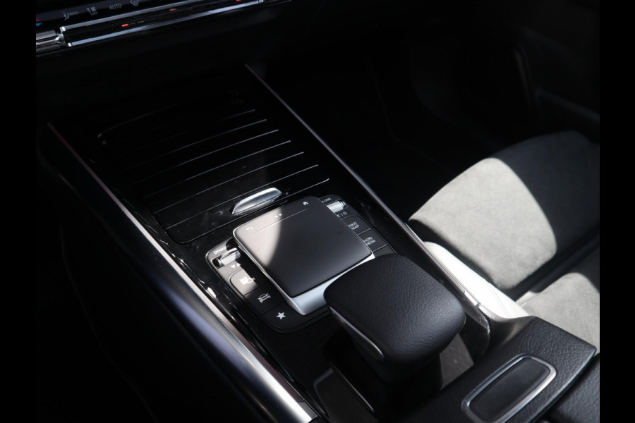 Mercedes-Benz B-Klasse 250 e Business Solution AMG | Panorama | Sfeerverlichting |