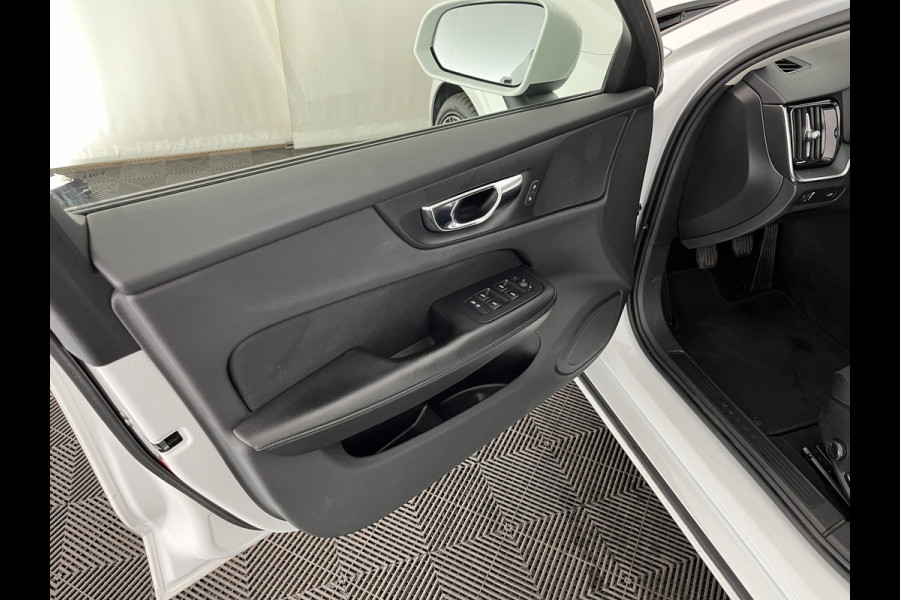 Volvo V60 2.0 D4 Momentum Maxton-Design *FULL-LED | LEATHER-MICROFIBRE | DIGI-COCKPIT | NAVI-FULLMAP | HEATED-COMFORTSEATS | ECC | PDC | CRUISE | LANE-ASSIST | CARPLAY | 20''ALU *